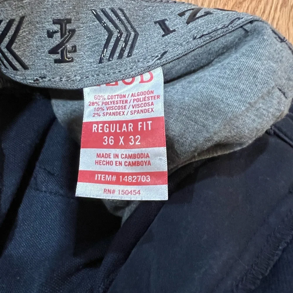 Izod Navy Blue Pant size Regular Fit 36x32 - Picture 5 of 7